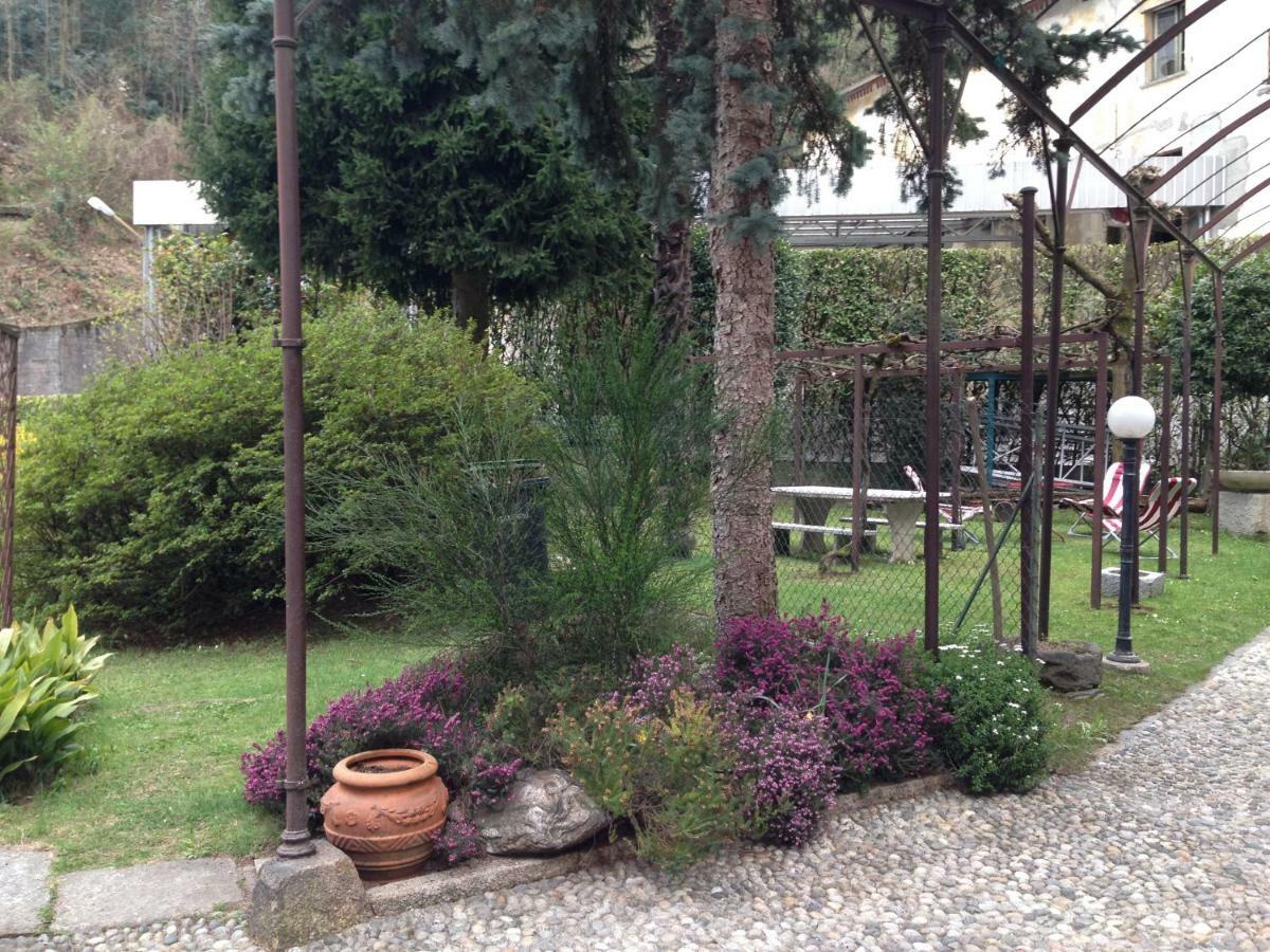 Villa Ombrosa Nebbiuno Exterior foto